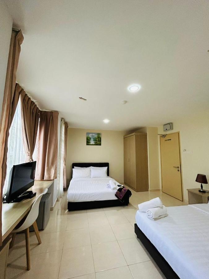 Noor Hotel Kangar Exterior foto